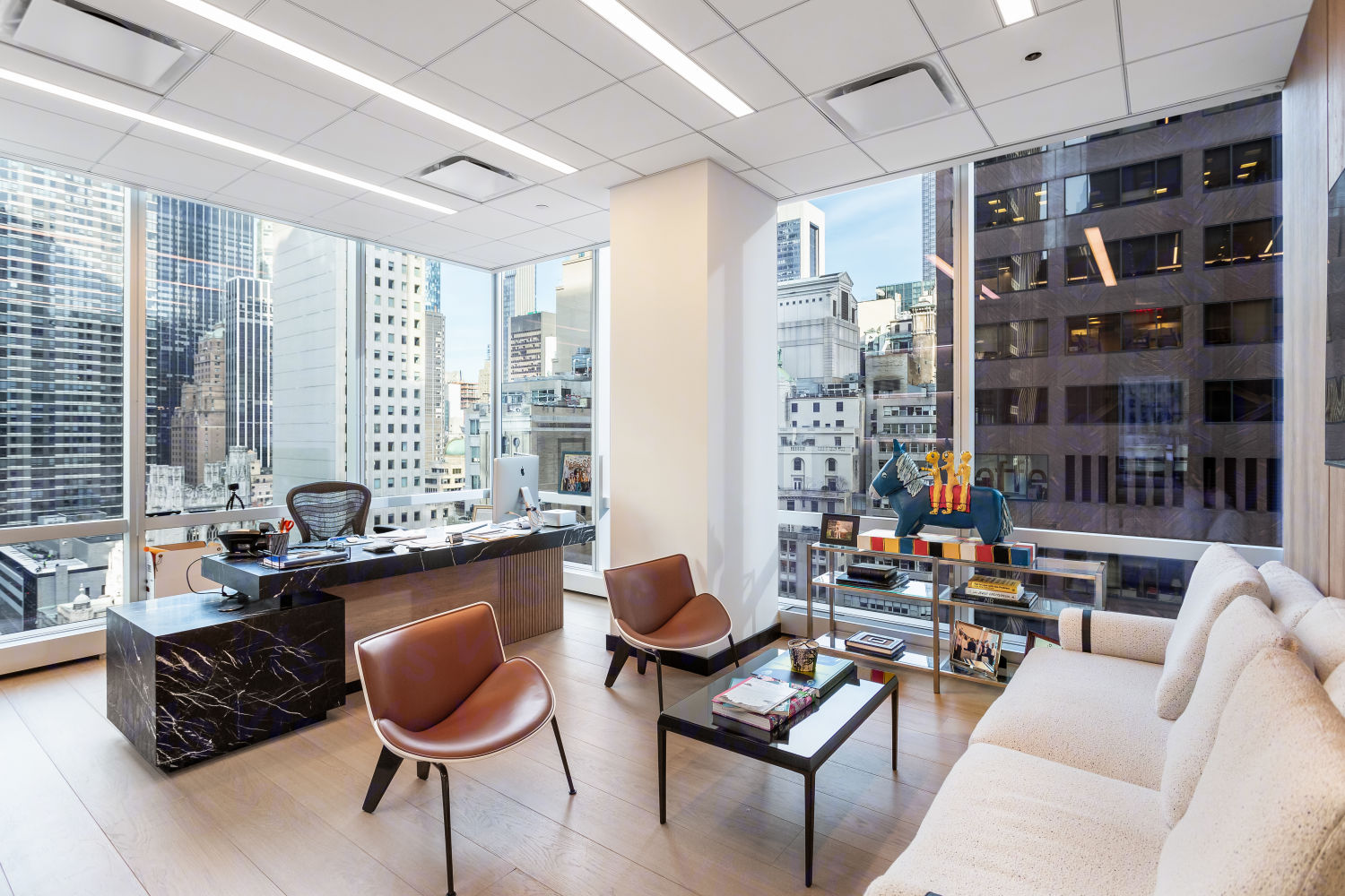 高級品市場 Furnished, New, Brand Extremely 510 at Sublease High-end その他