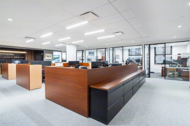 711 Fifth Avenue - Open Area and Glass Fronts